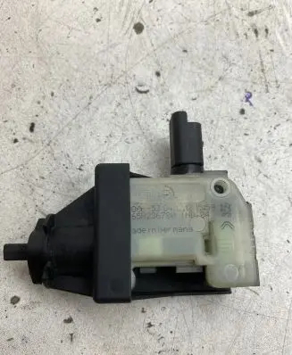 Citroen DS5 Fuel tank cap lock 9658236780