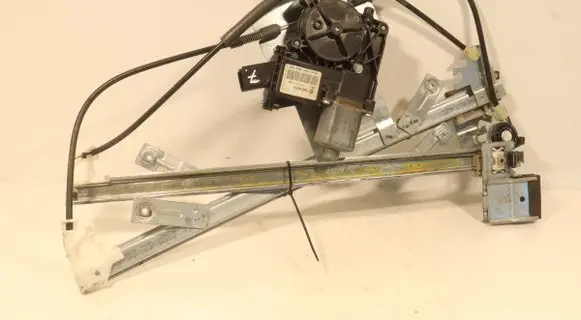 Chevrolet Cruze Front window lifting mechanism without motor 82401J3020