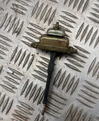 Volvo S40, V40 Rear door check strap stopper 