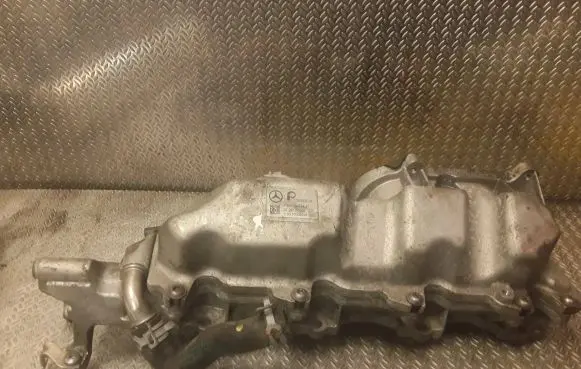 Mercedes-Benz A W169 Intake manifold 6400901437 A6400901437