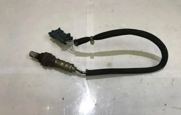 Peugeot 308 Lambda probe sensor v754896180 v754896180-04
