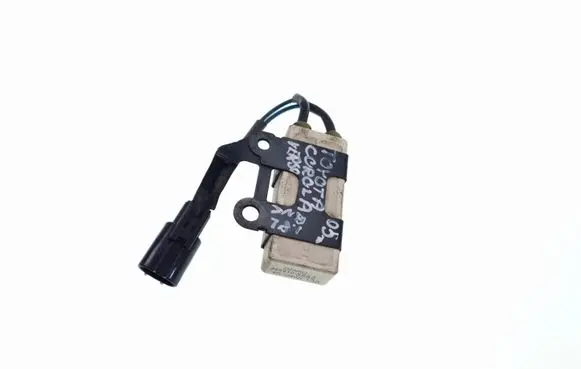 Toyota Corolla Verso AR10 Coolant fan relay 2468103560