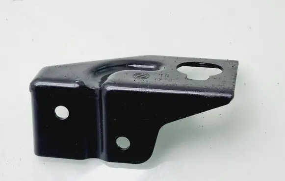 Radiator support slam panel bracket