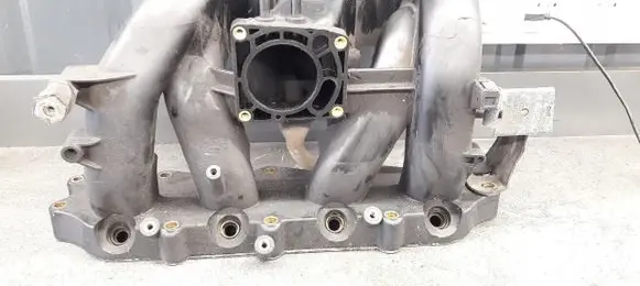 Ford Mondeo MK II Intake manifold