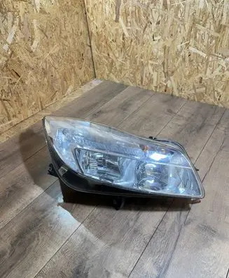 Opel Insignia A Headlight/headlamp U109