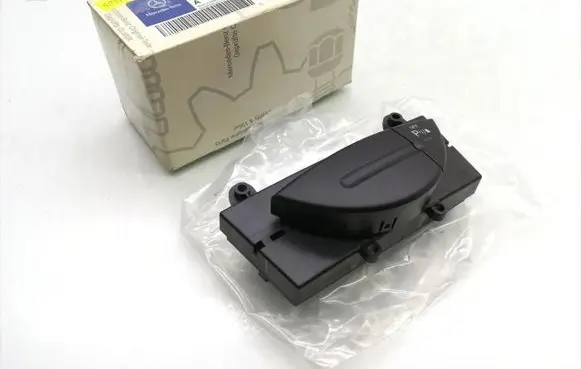 Mercedes-Benz CLS AMG C219 Parking (PDC) sensor switch A2118216958