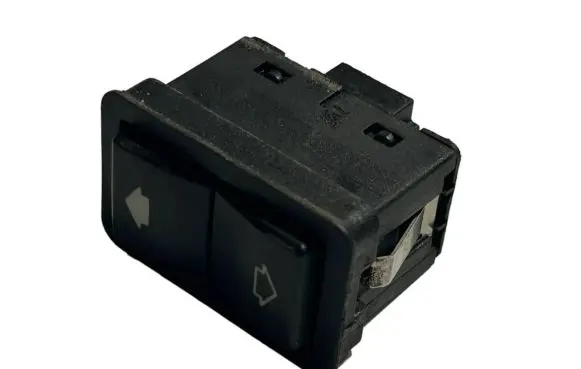 BMW 5 E39 Electric window control switch 8368974