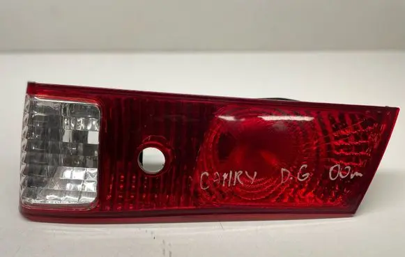 Toyota Camry Tailgate rear/tail lights