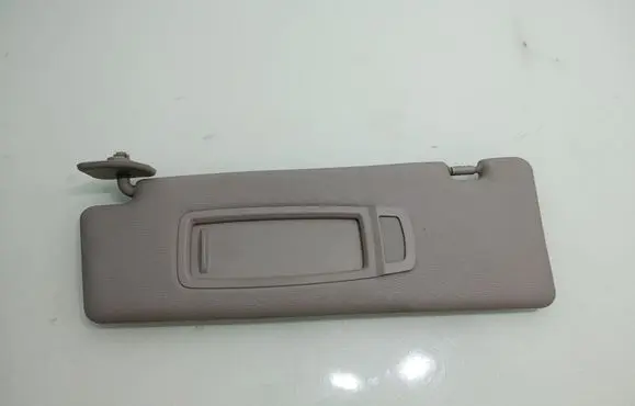 Sun visor