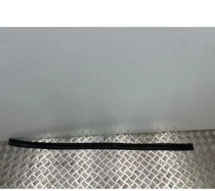 BMW 2 Active Tourer U06 Engine compartment rubber 8737140