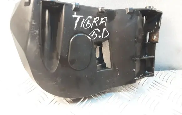 Opel Tigra B Rear bumper mounting bracket 93162287