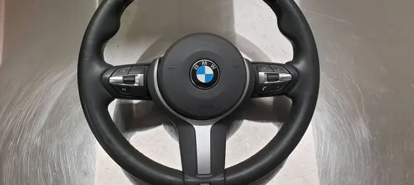 BMW X1 F48 F49 Steering wheel 3074437