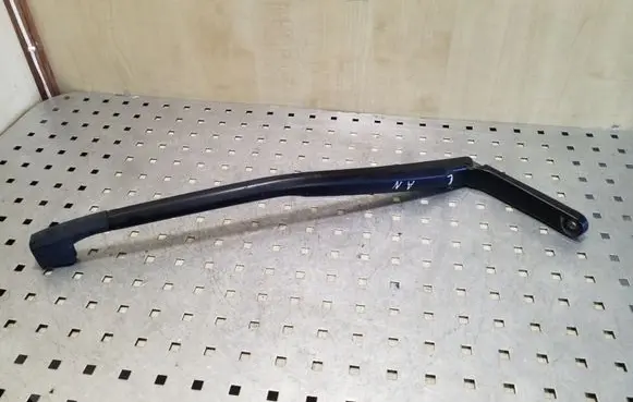 Volkswagen Phaeton Front wiper blade arm 3D2955409A