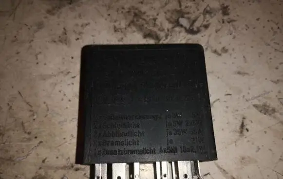 Audi A8 S8 D2 4D Other relay 5KG00656804 C29-14