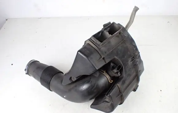 Audi A8 S8 D3 4E Air filter box 4E0129620D