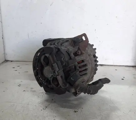 Toyota Avensis T250 Generator/alternator 270600H070A 0124325085