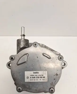 Mercedes-Benz B W245 Vacuum pump A6402300465 14S1014120