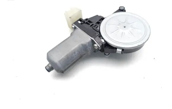 Nissan Micra K14 Front door window regulator motor 807315FA1A 0620403850
