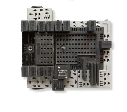 Volvo V70 Fuse module 8645411 8645410 9494782