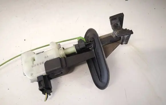 Volvo V70 Central locking motor 86113136