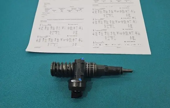 Volkswagen PASSAT B5.5 Fuel injector 0414720216 IMPRK1518535