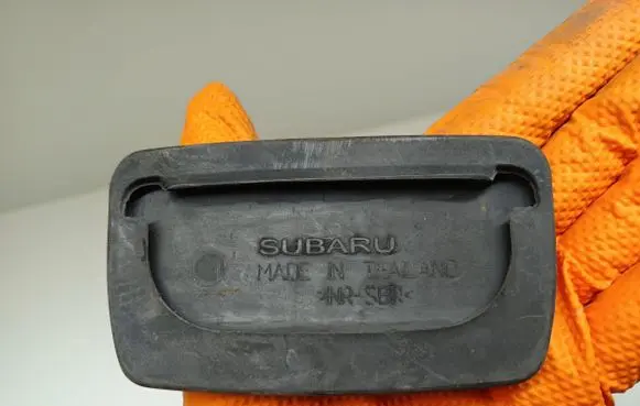 Subaru Outback (BS) Brake pedal 