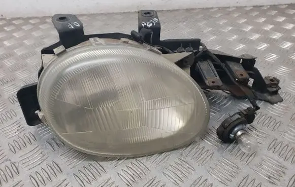 Chrysler Neon I Headlight/headlamp