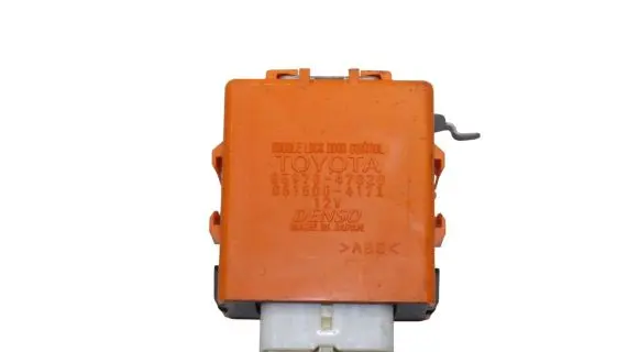 Toyota Prius (XW30) Door central lock control unit/module 8597047020 0515004171