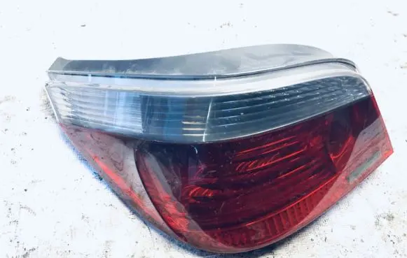 BMW 5 E60 E61 Rear/tail lights 6910767 2vp008679