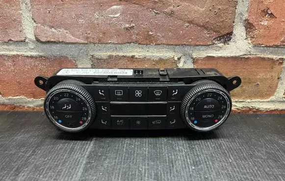 Mercedes-Benz R W251 Climate control unit A2518700189 5HB06491524