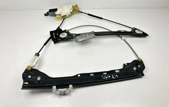 BMW 3 E92 E93 Front door window regulator with motor 7191117