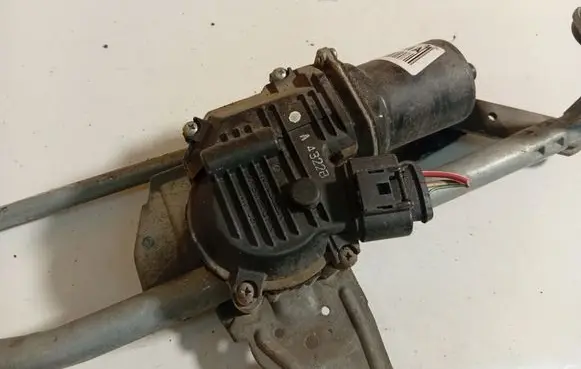 Volkswagen PASSAT B7 Wiper motor 3AB955419A