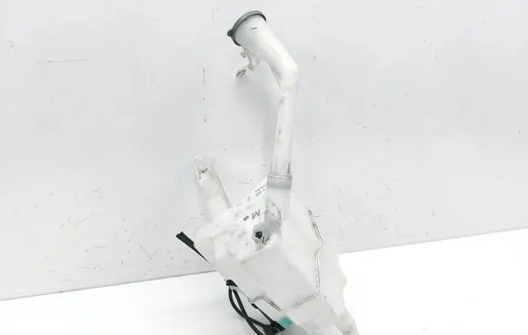 Nissan Rogue Windshield washer fluid reservoir/tank