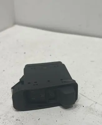BMW 7 E32 Fog light switch 1374117