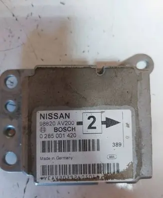 Nissan Primera Airbag control unit/module 98820AV200 0285001420