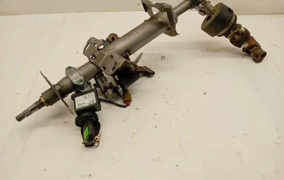 Nissan X-Trail T30 Steering wheel axle