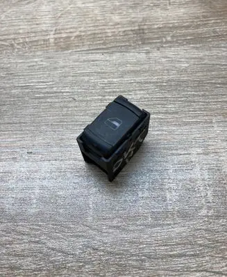Skoda Octavia Mk1 (1U) Electric window control switch 1U0959855A