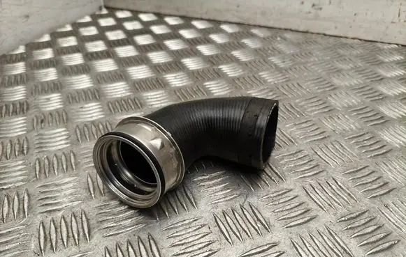 Volkswagen Caddy Air intake hose/pipe 
