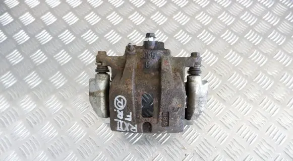 Lexus RX 330 - 350 - 400H Front brake caliper 4773048140