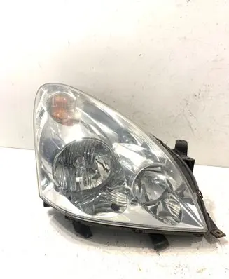 Toyota Corolla Verso AR10 Headlight/headlamp 9073780