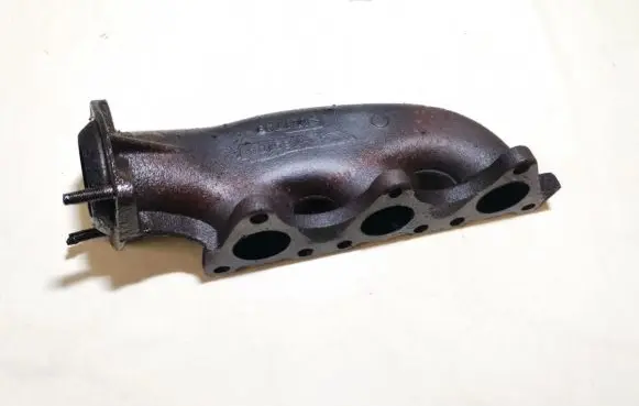 Audi A4 S4 B5 8D Exhaust manifold 078253034ar