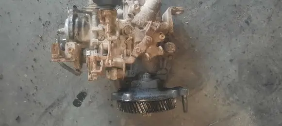 Mitsubishi Canter Fuel injection high pressure pump ME202962