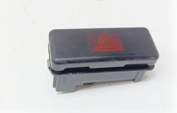 BMW 5 E39 Hazard light switch 8350947