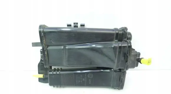 Volkswagen PASSAT B7 USA Active carbon filter fuel vapour canister 2Q0201801A