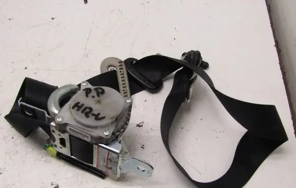 Honda HR-V Front seatbelt 