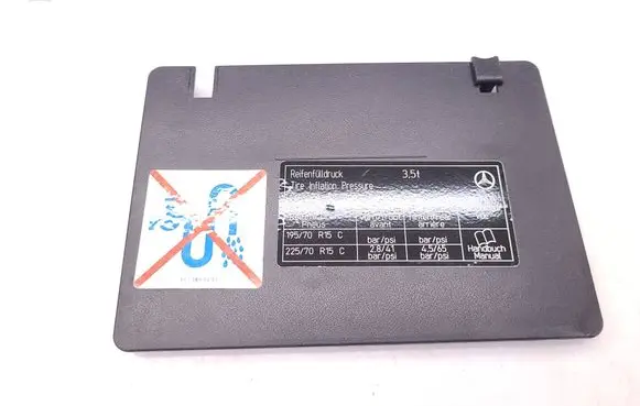 Mercedes-Benz Sprinter W901 W902 W903 W904 Fuse box cover 9015450103