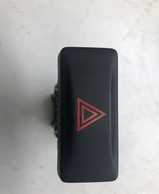 Nissan X-Trail T31 Hazard light switch 06016 7Z05U