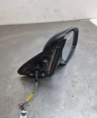 Mitsubishi Outlander Front door electric wing mirror 