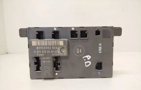 Mercedes-Benz C W203 Door control unit/module 2038205626 351324