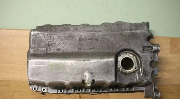 Volkswagen PASSAT B6 Oil sump